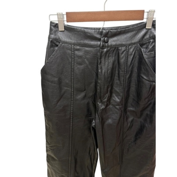 Sexy Heart Pockets Black Faux Leather Trousers Maniere De Voir Pants - Picture 3 of 8